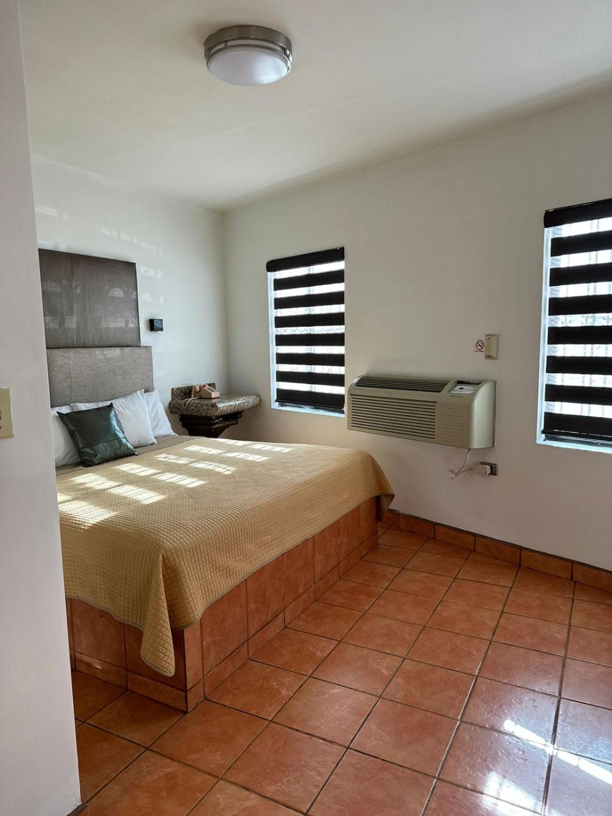 Hotel Colonial De Nogales Nogales  Extérieur photo