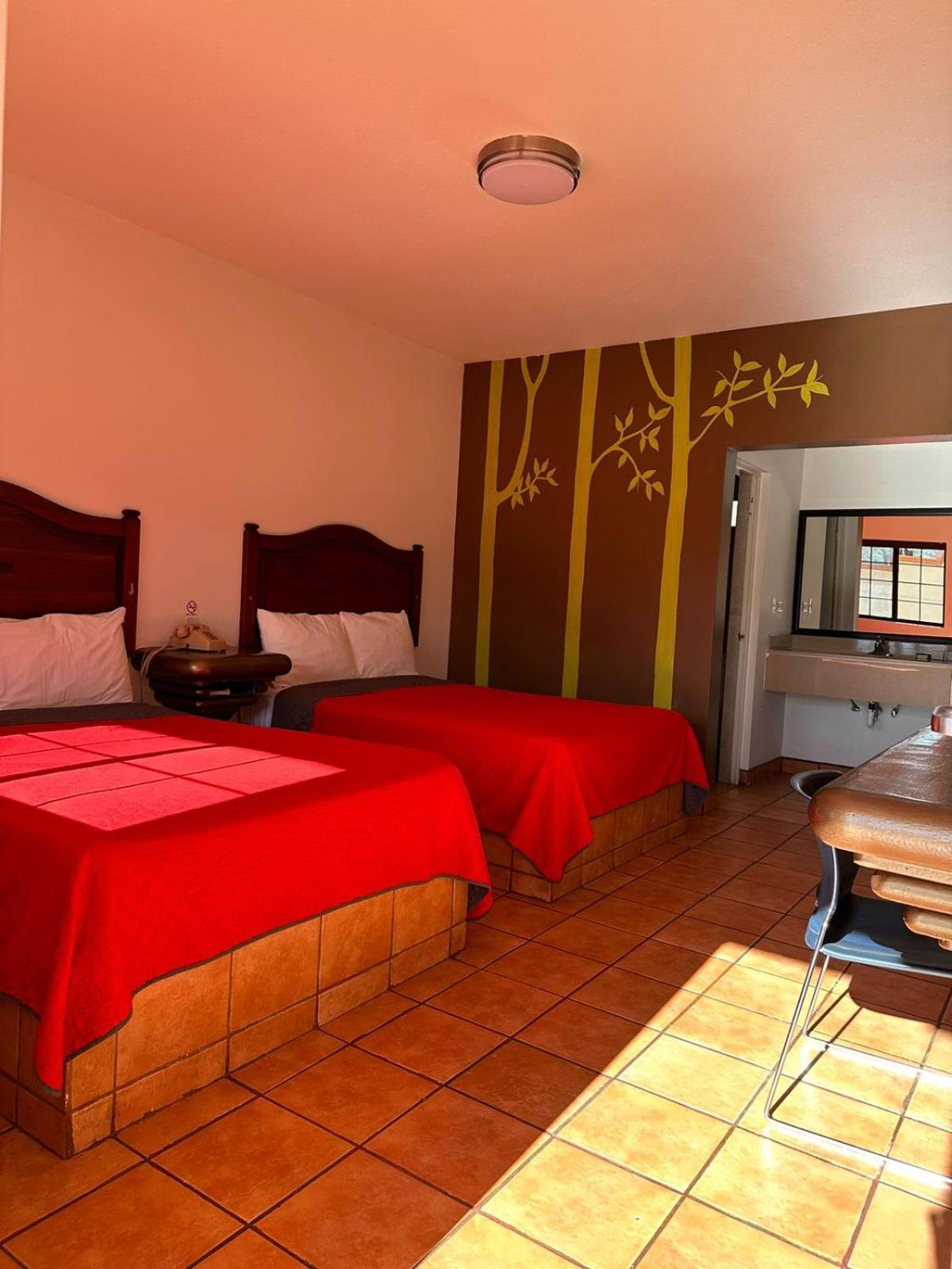 Hotel Colonial De Nogales Nogales  Extérieur photo
