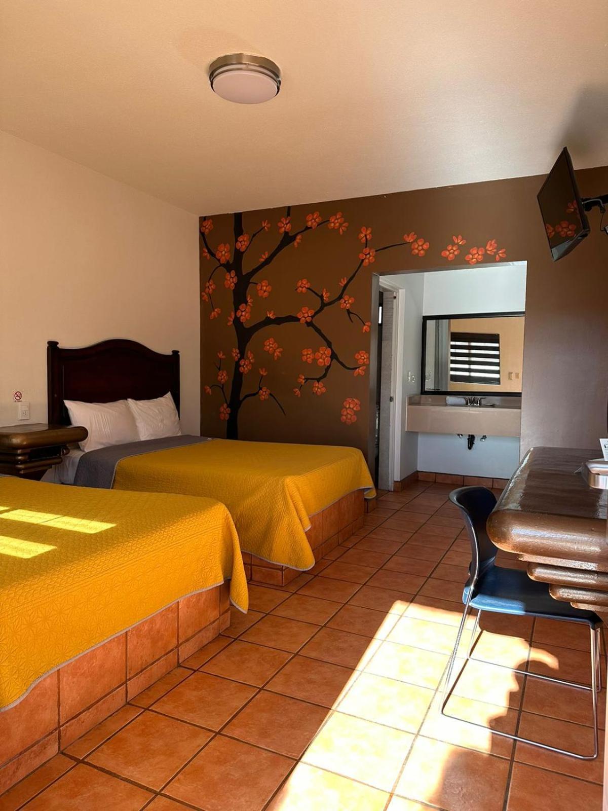Hotel Colonial De Nogales Nogales  Extérieur photo