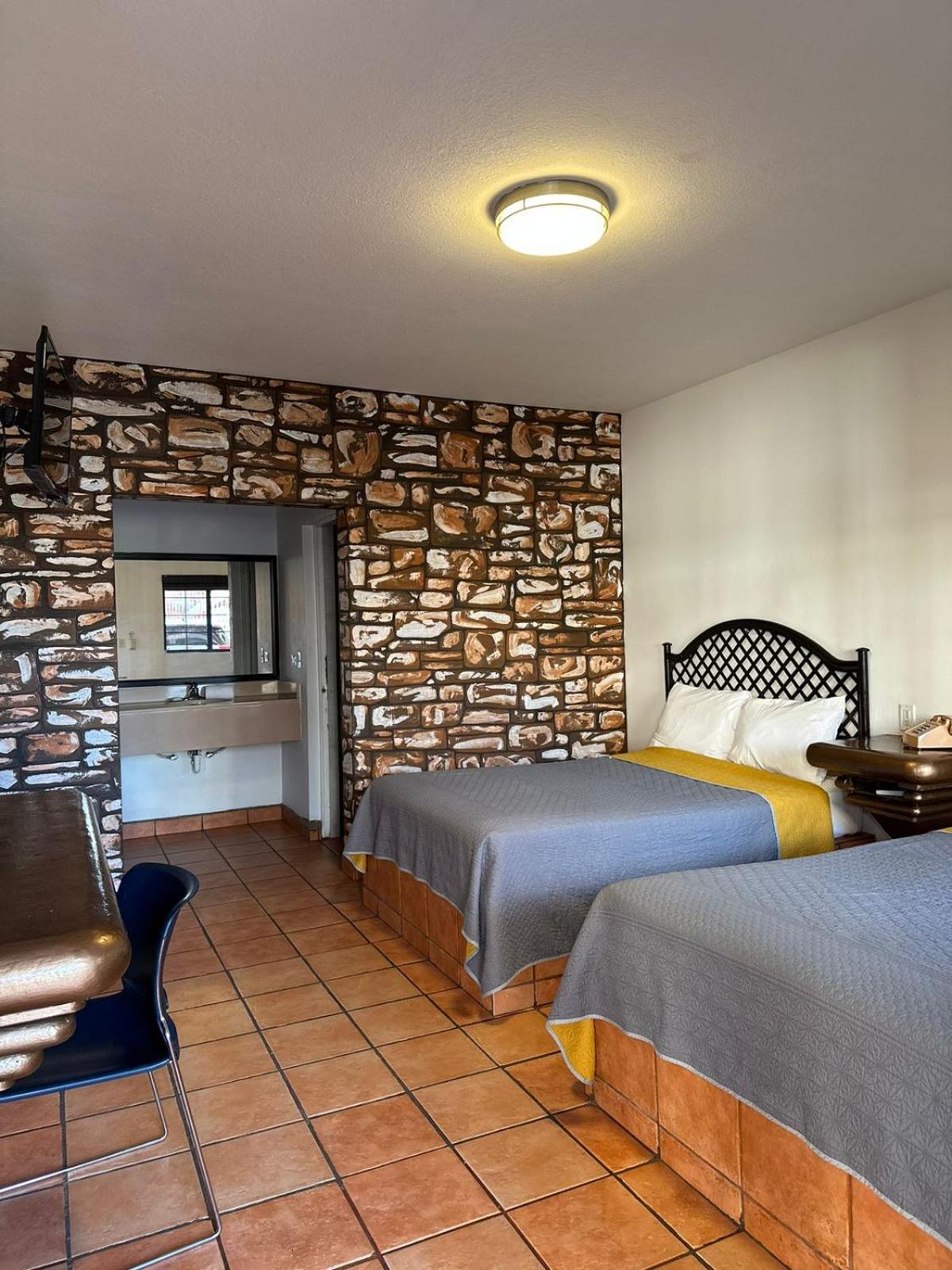 Hotel Colonial De Nogales Nogales  Extérieur photo